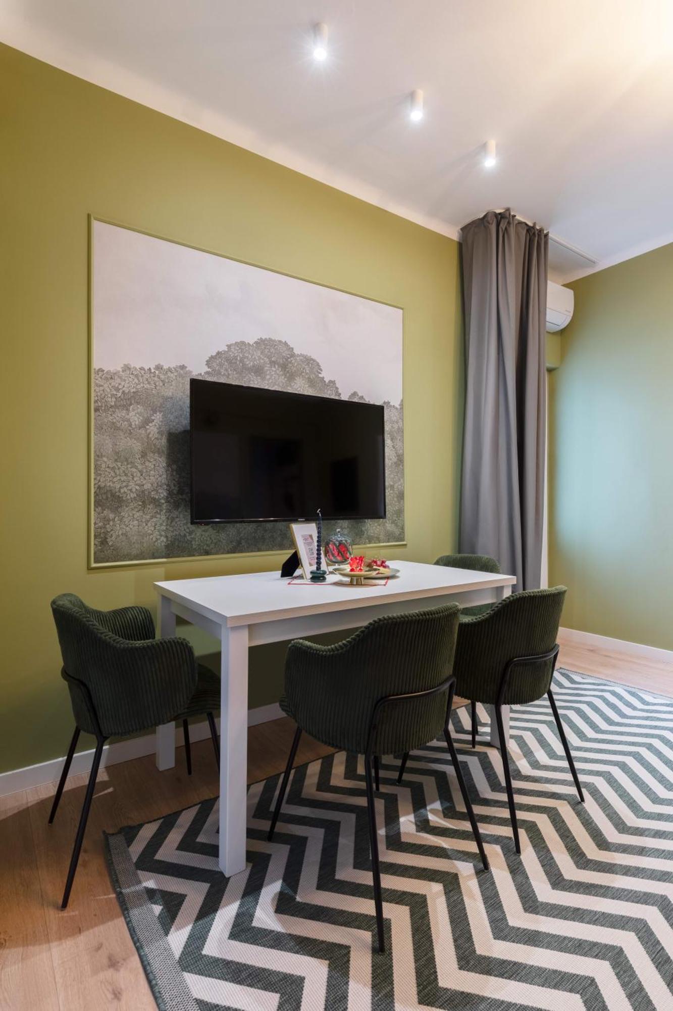 Apartamento Holt - Out Of The Woods Bucarest